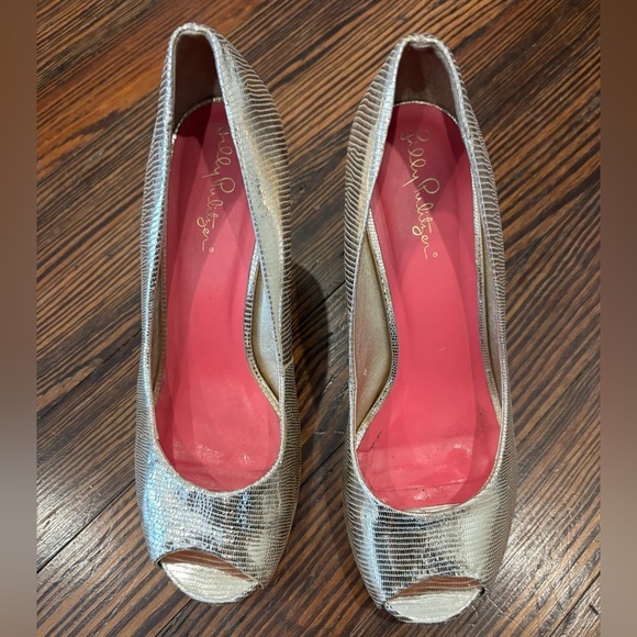 Lilly Pulitzer Resort Chic Peep Toe Gold Cork Wedge Heel Sz 6.5 - Picture 2 of 8